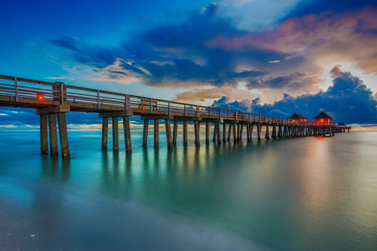 picture of scenic pier in florida home to many addiction treatment centers