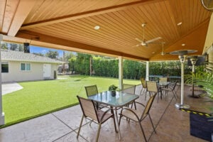 Exterior - Patio - Overview - 01