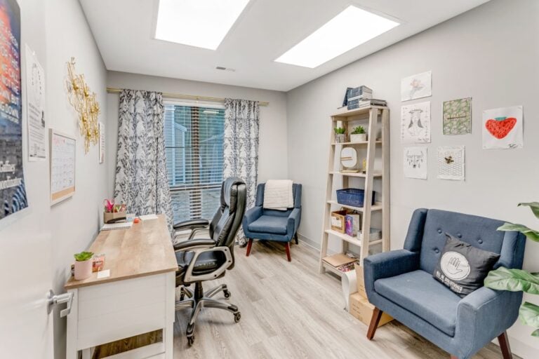 drug and alcohol rehab outpatient therapist office