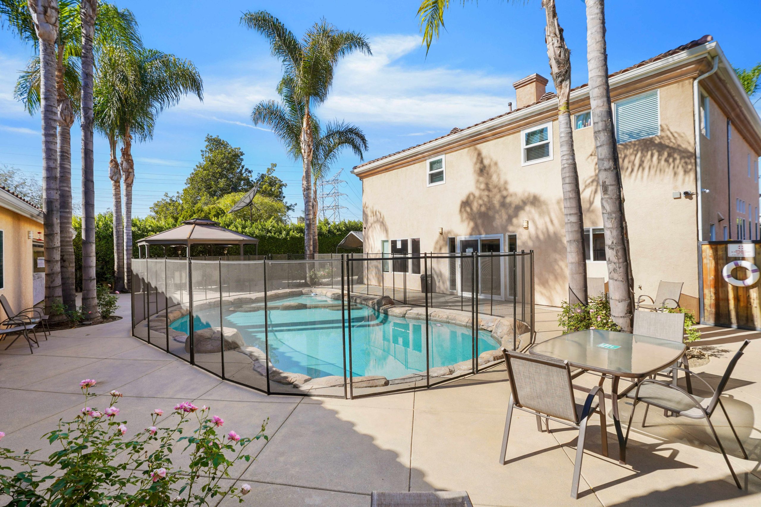 All In Solutions Detox Reseda pool