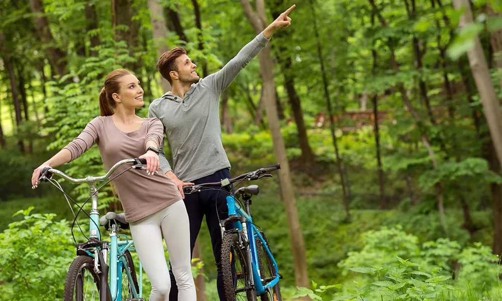 Outdoor adventures provide one of the easiest ways to find sober date options