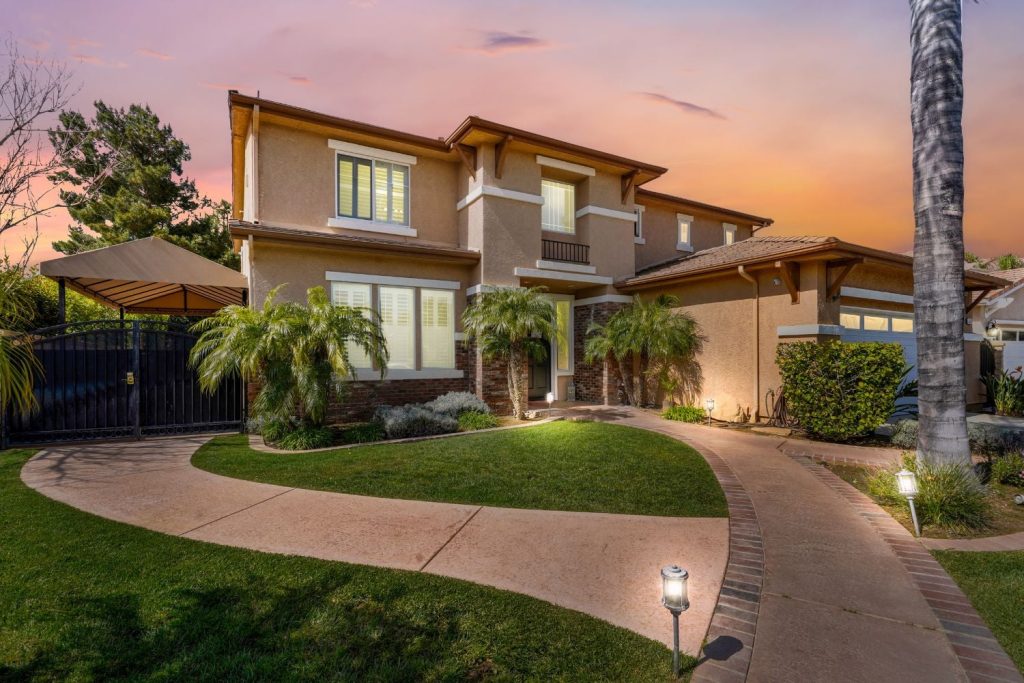 California Female Sober Living Exterior